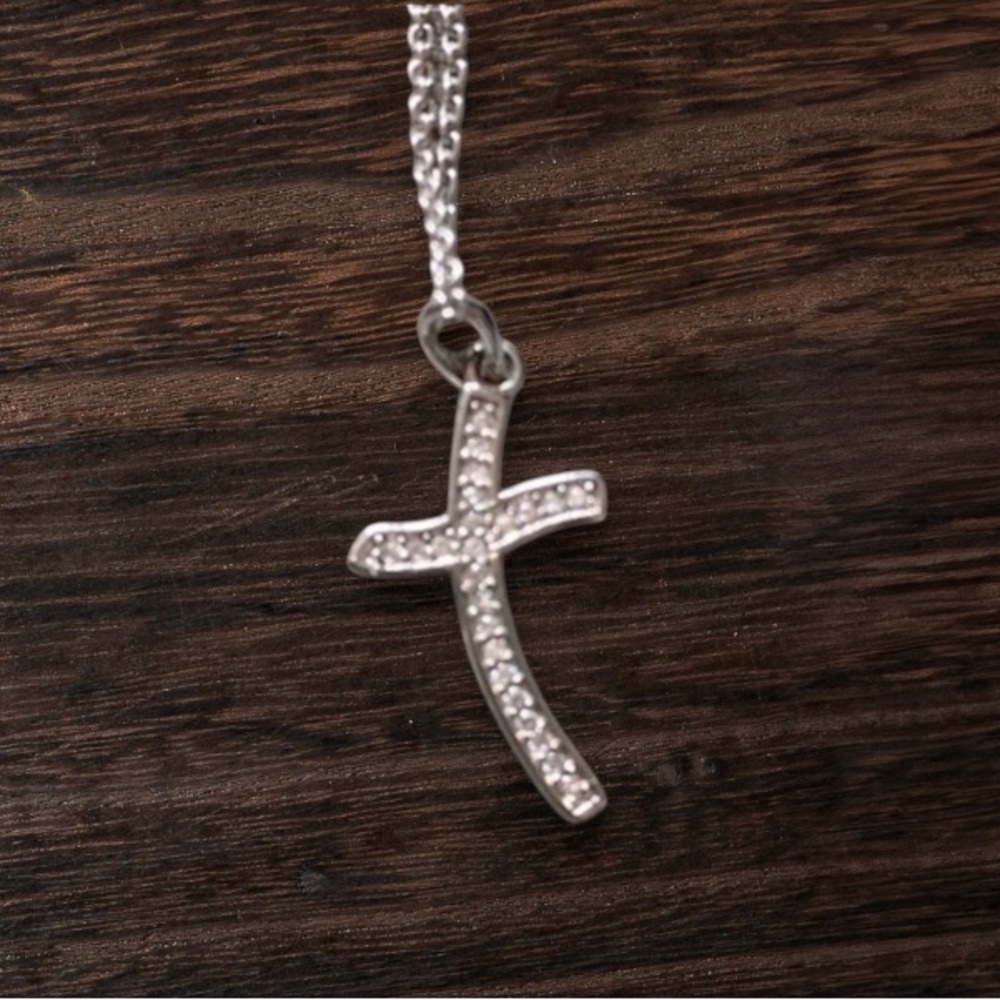 Unique Silver Curved Cross Pendant Necklace Clear Accent Stones Long 21” Chain